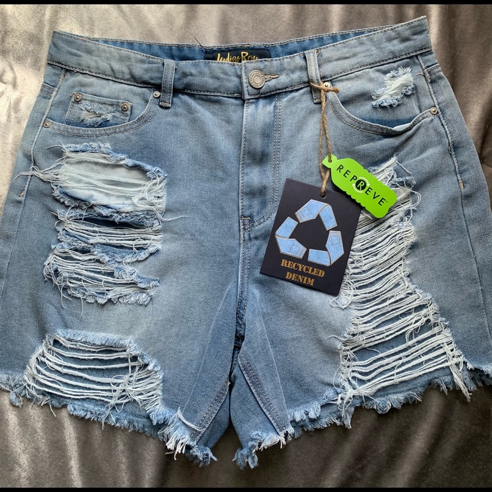 Distressed recycled shorts